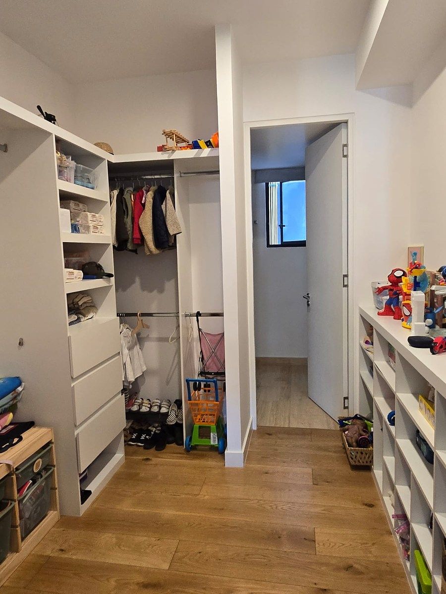 Vestidor 1, foto 11 de 51