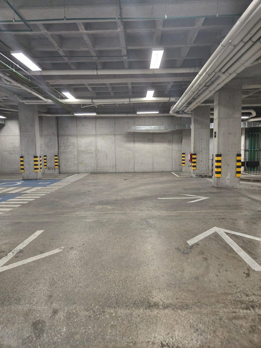 Estacionamiento, foto 51 de 51