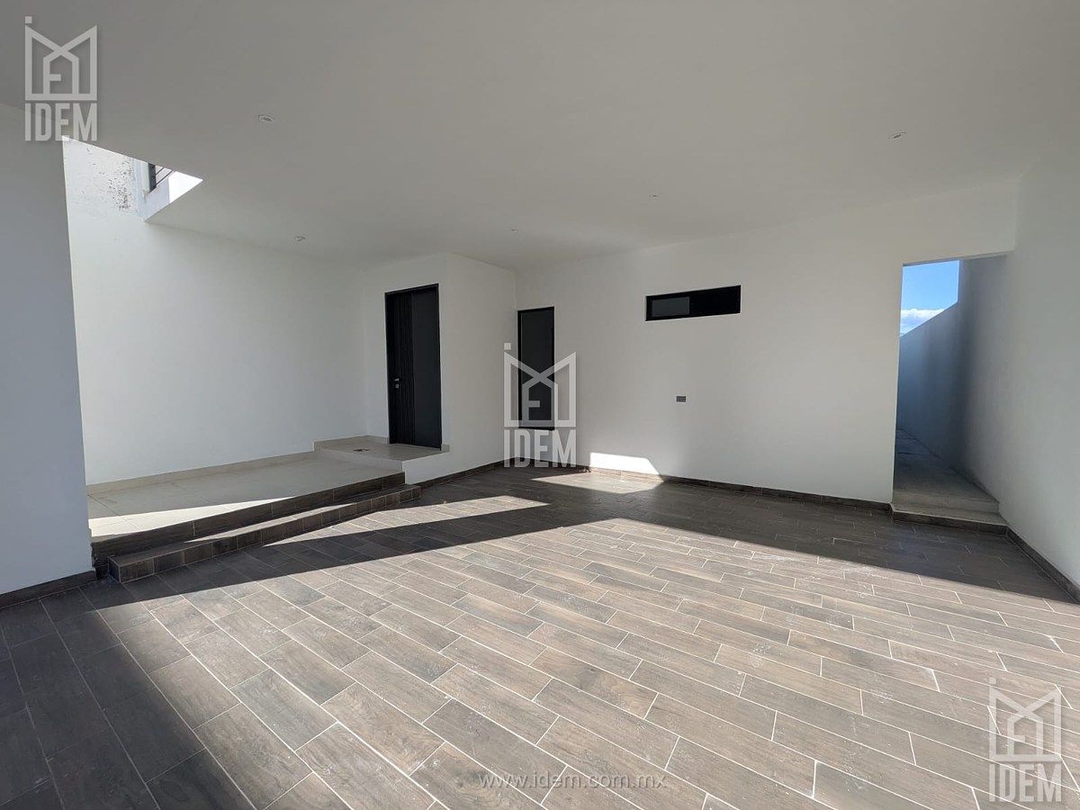 Casa em Santoral, García, foto 4 de 20