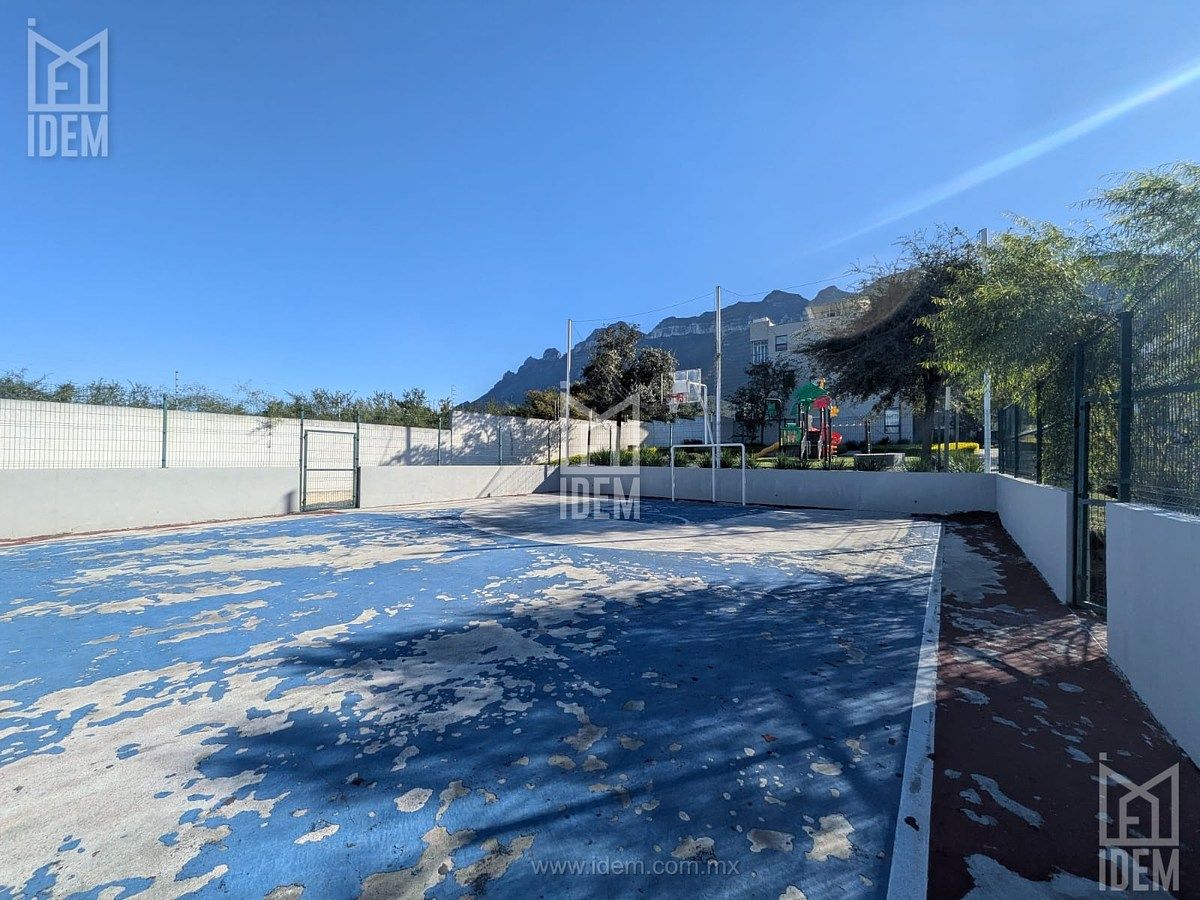 Casa em Santoral, García, foto 20 de 20