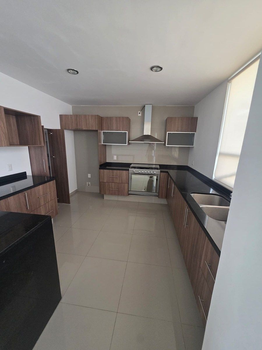 House in Gated Community in Juriquilla la Condesa, Querétaro, photo 5 of 20