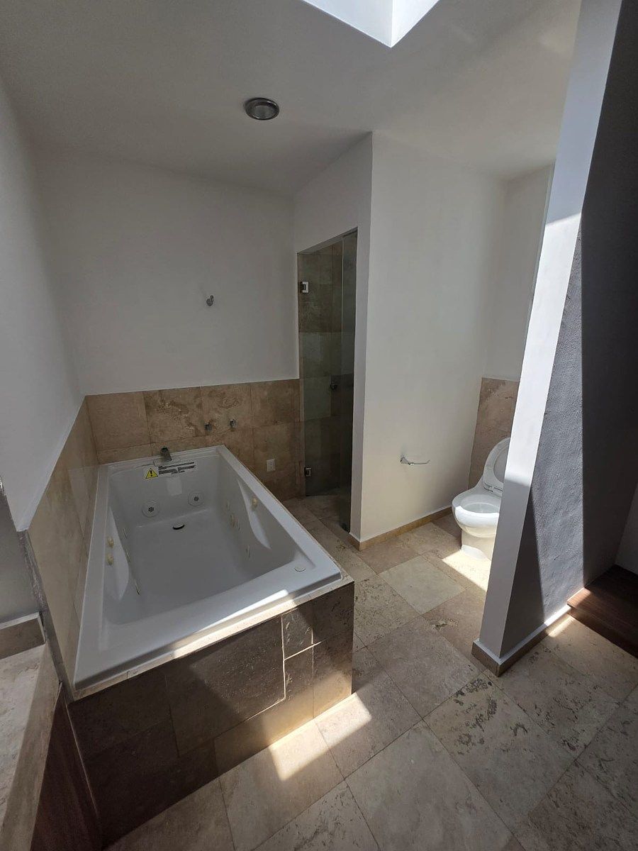 House in Gated Community in Juriquilla la Condesa, Querétaro, photo 17 of 20