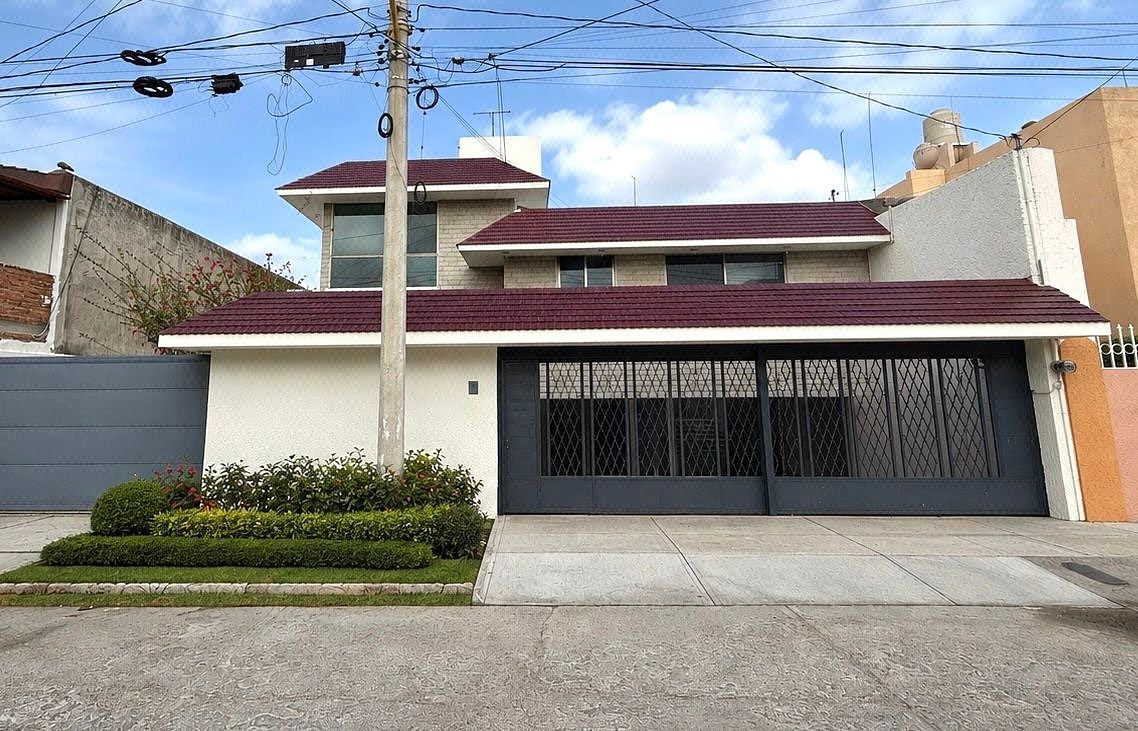 RENTA CASA EN JARDINES, foto 1 de 16