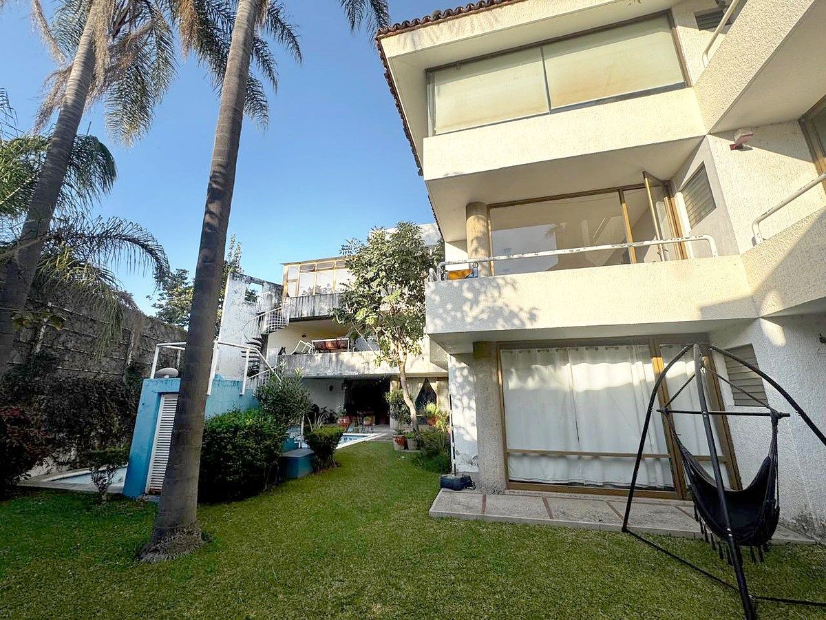 TORRE  EN VENTA  CON 3 DEPARTAMENTOS EN RINCONADA SANTA RITA, foto 1 de 11