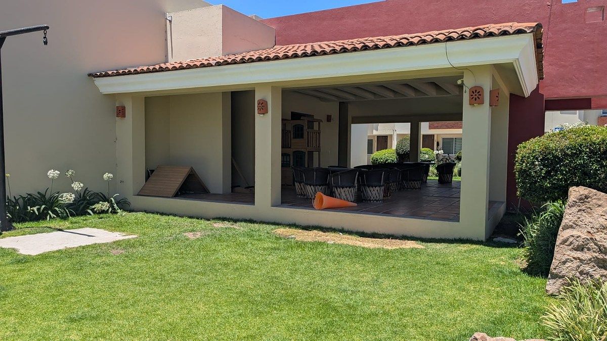 Casa en Santa Ana Tepetitlán, Zapopan, foto 2 de 23
