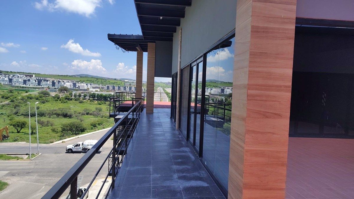 Local comercial en El Mirador, Querétaro, foto 2 de 14