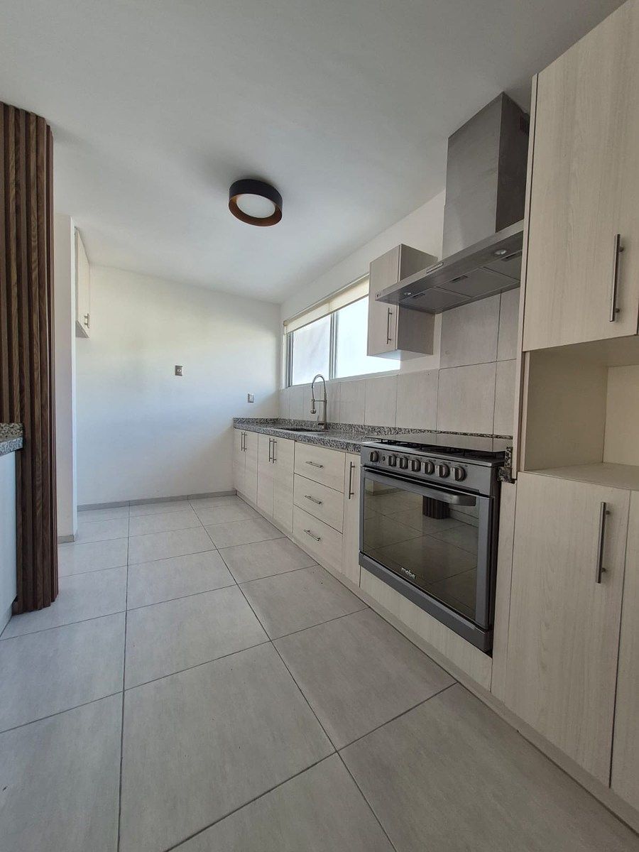 House in Gated Community in Rancho Santa Mónica, Aguascalientes, photo 2 of 16