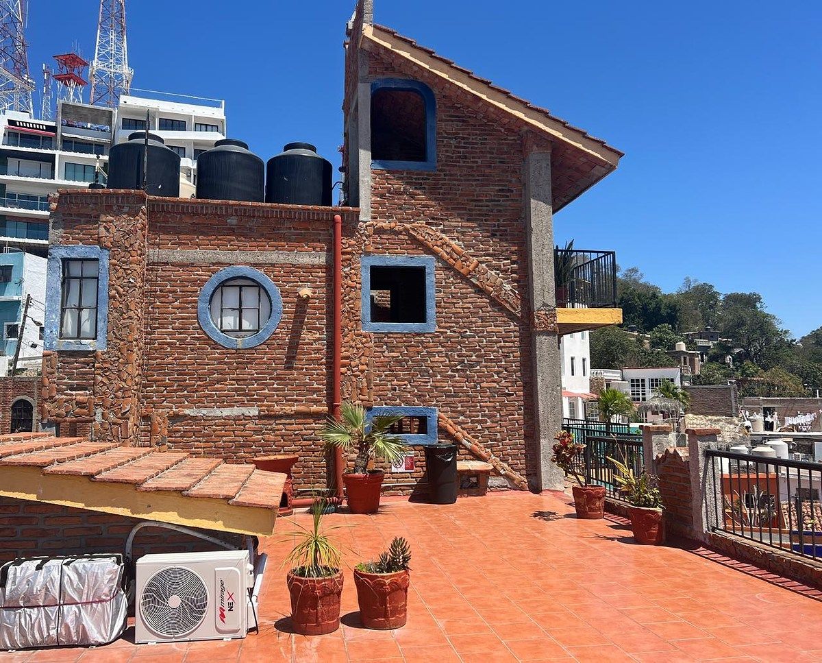 rooftop, photo 13 of 34