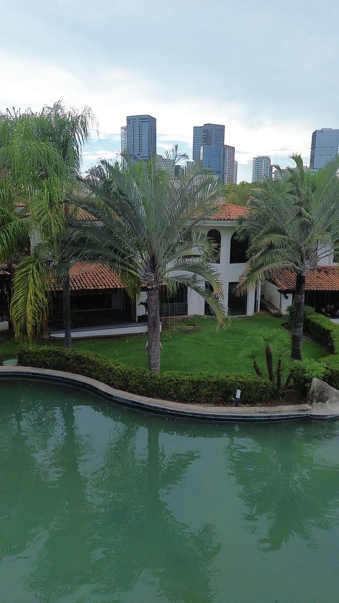 House in Gated Community in Colinas de San Javier, Guadalajara, photo 4 of 34