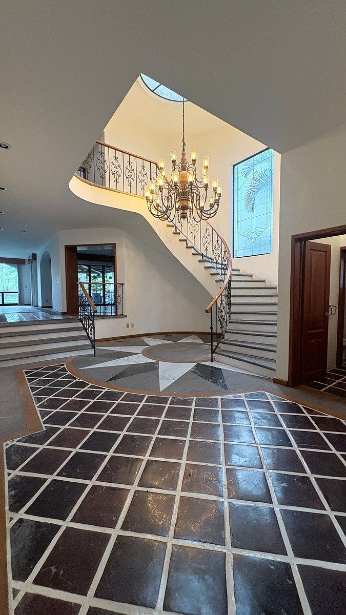 House in Gated Community in Colinas de San Javier, Guadalajara, photo 5 of 34