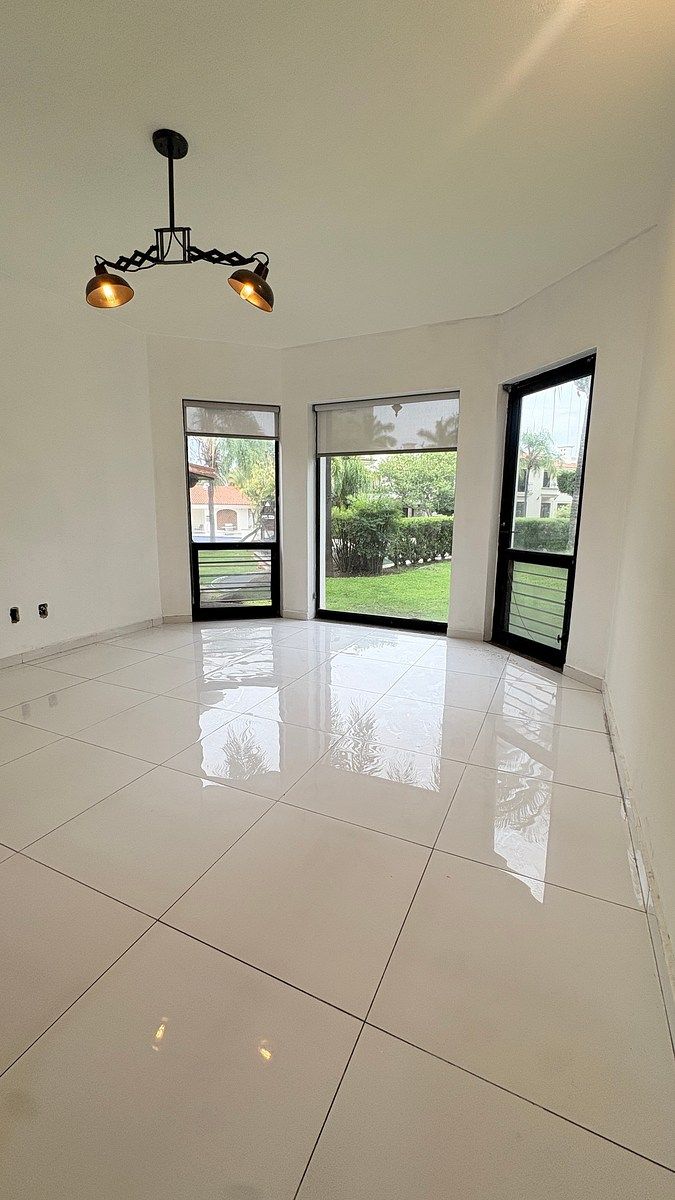 House in Gated Community in Colinas de San Javier, Guadalajara, photo 7 of 34