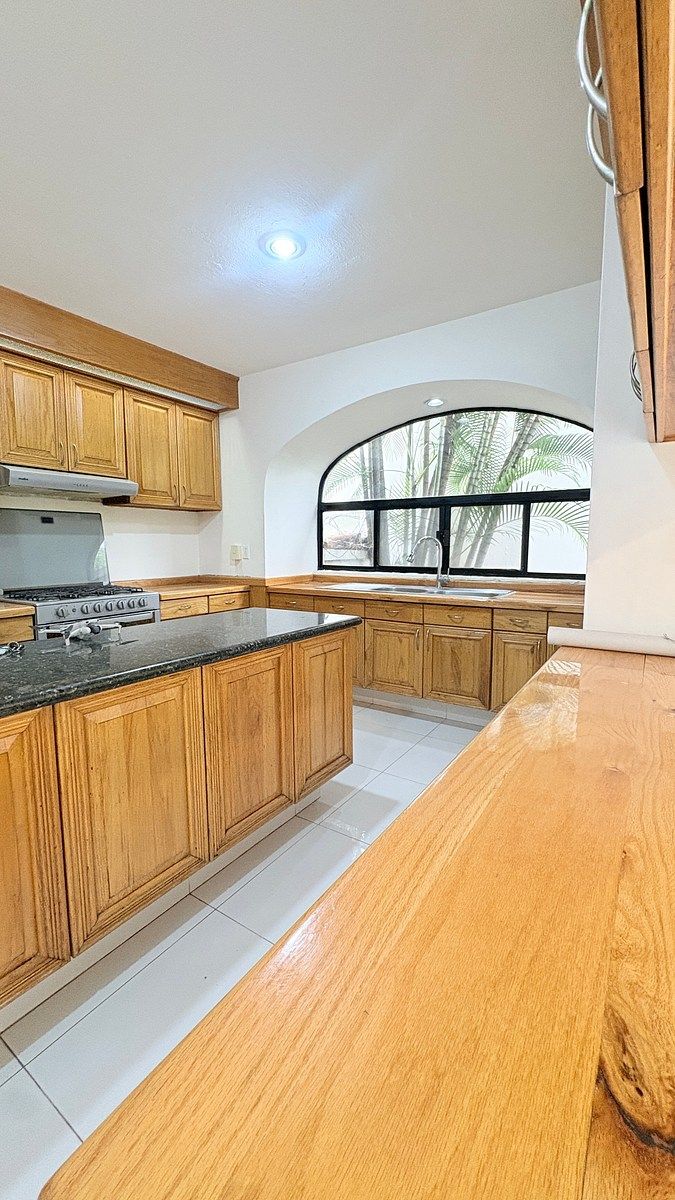 House in Gated Community in Colinas de San Javier, Guadalajara, photo 8 of 34