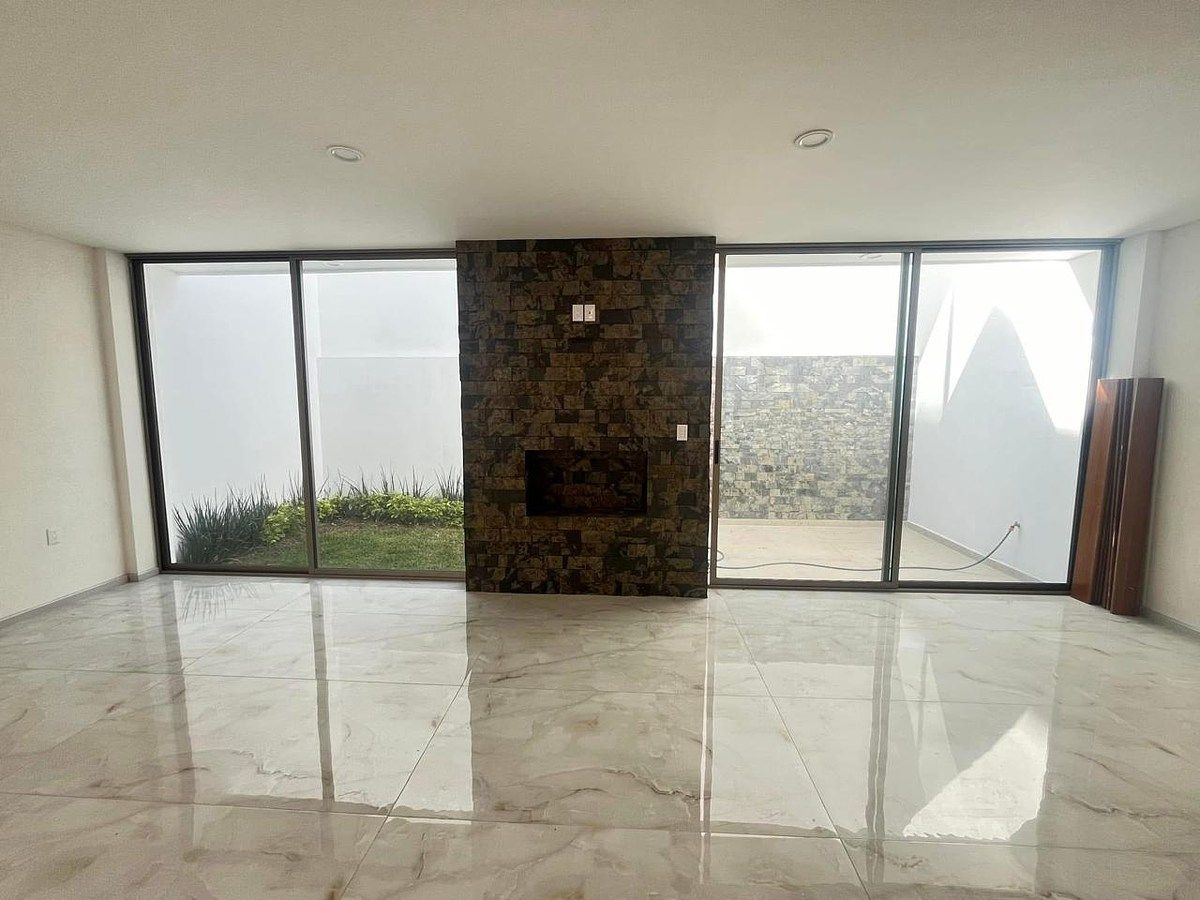 Casa em condomínio fechado em Altozano, Morelia, foto 2 de 22