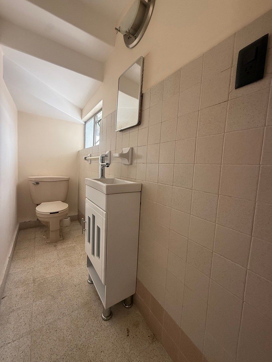 House in Ciudad Satélite, Naucalpan de Juárez, photo 10 of 29