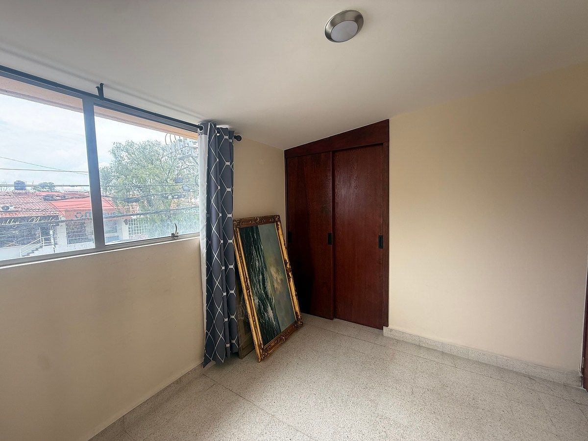 House in Ciudad Satélite, Naucalpan de Juárez, photo 15 of 29