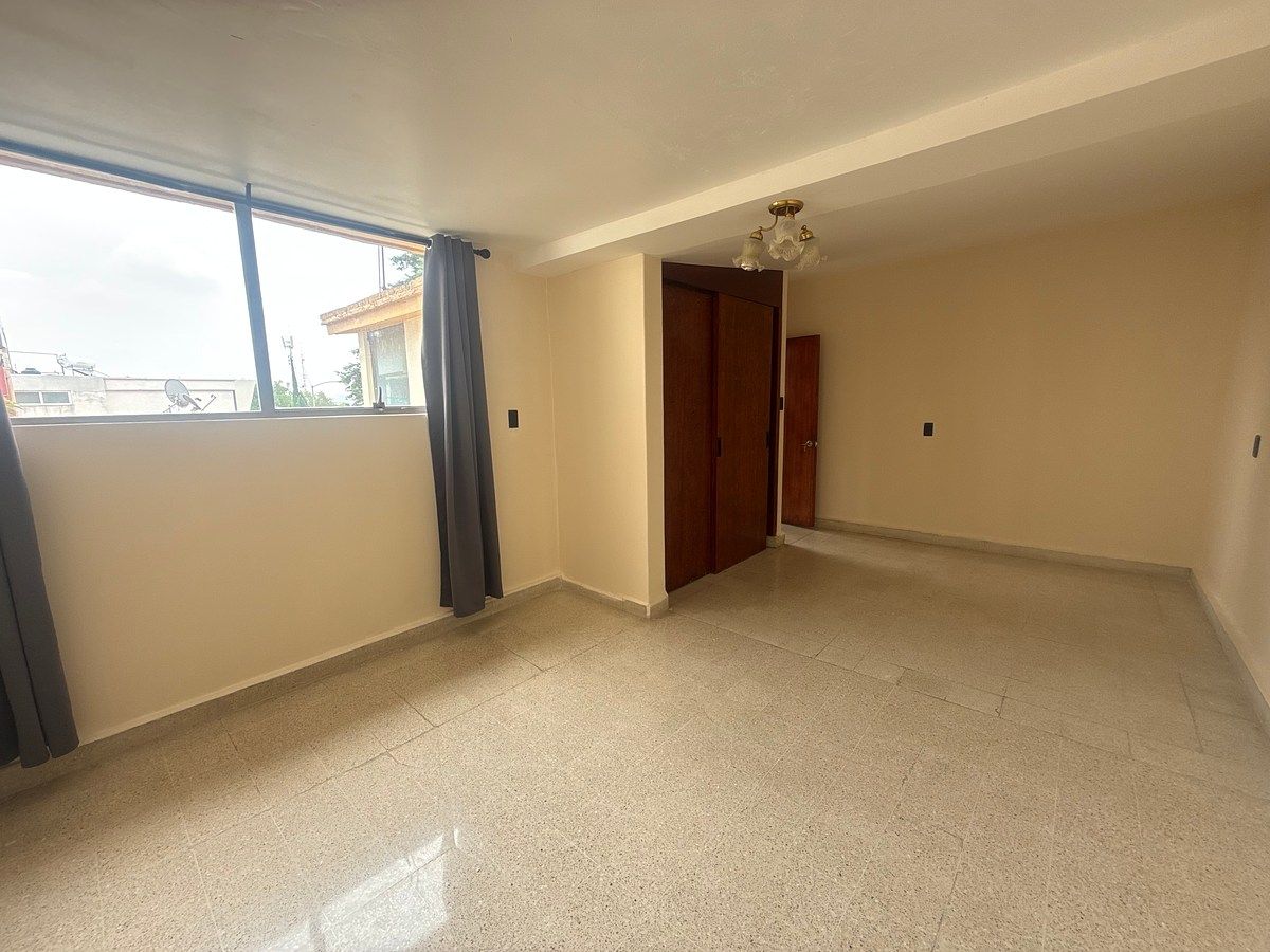 House in Ciudad Satélite, Naucalpan de Juárez, photo 22 of 29