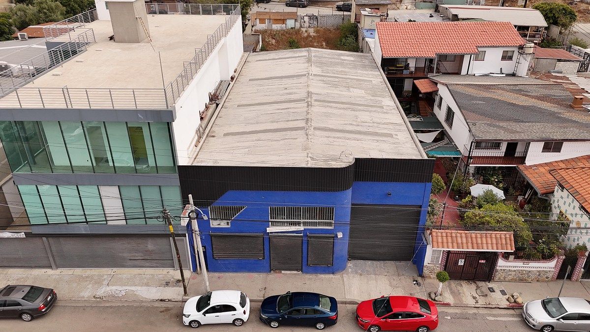 Bodega en Buena Vista, cerca de otay, via rapida, 20 noviembre, foto 1 de 22