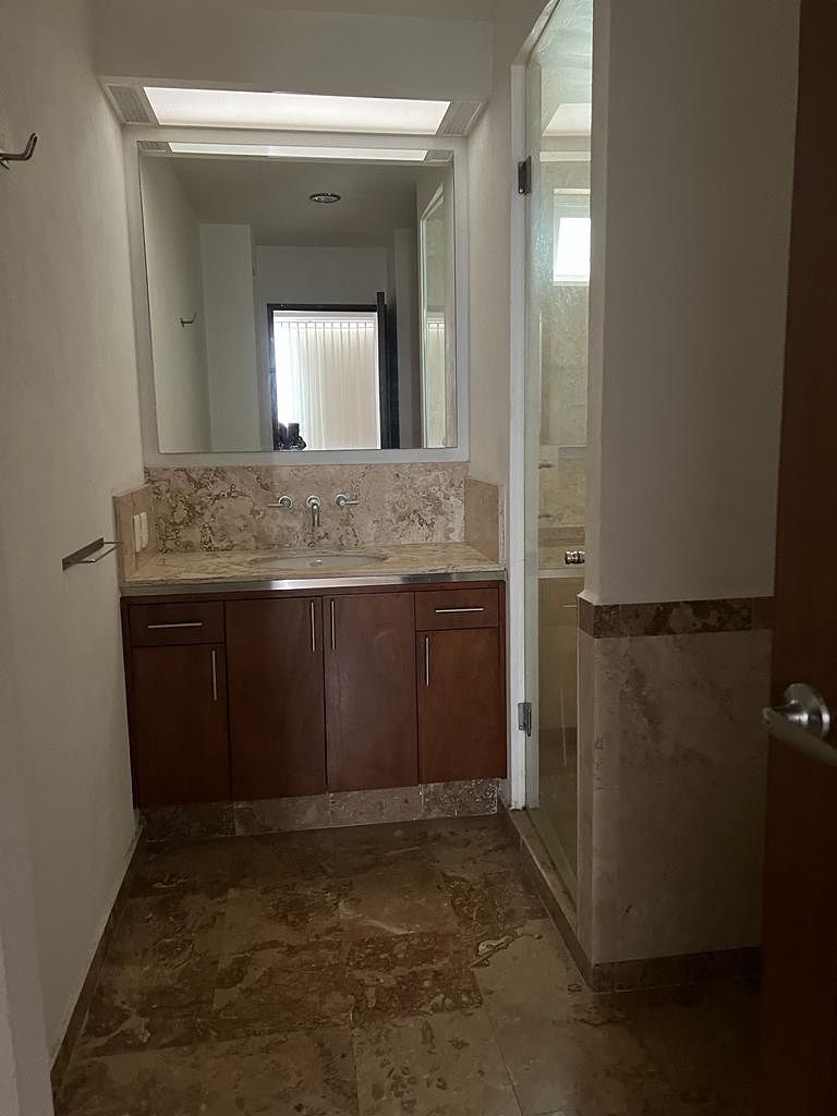 Apartment in Bosque Camelinas, Morelia, photo 2 of 16