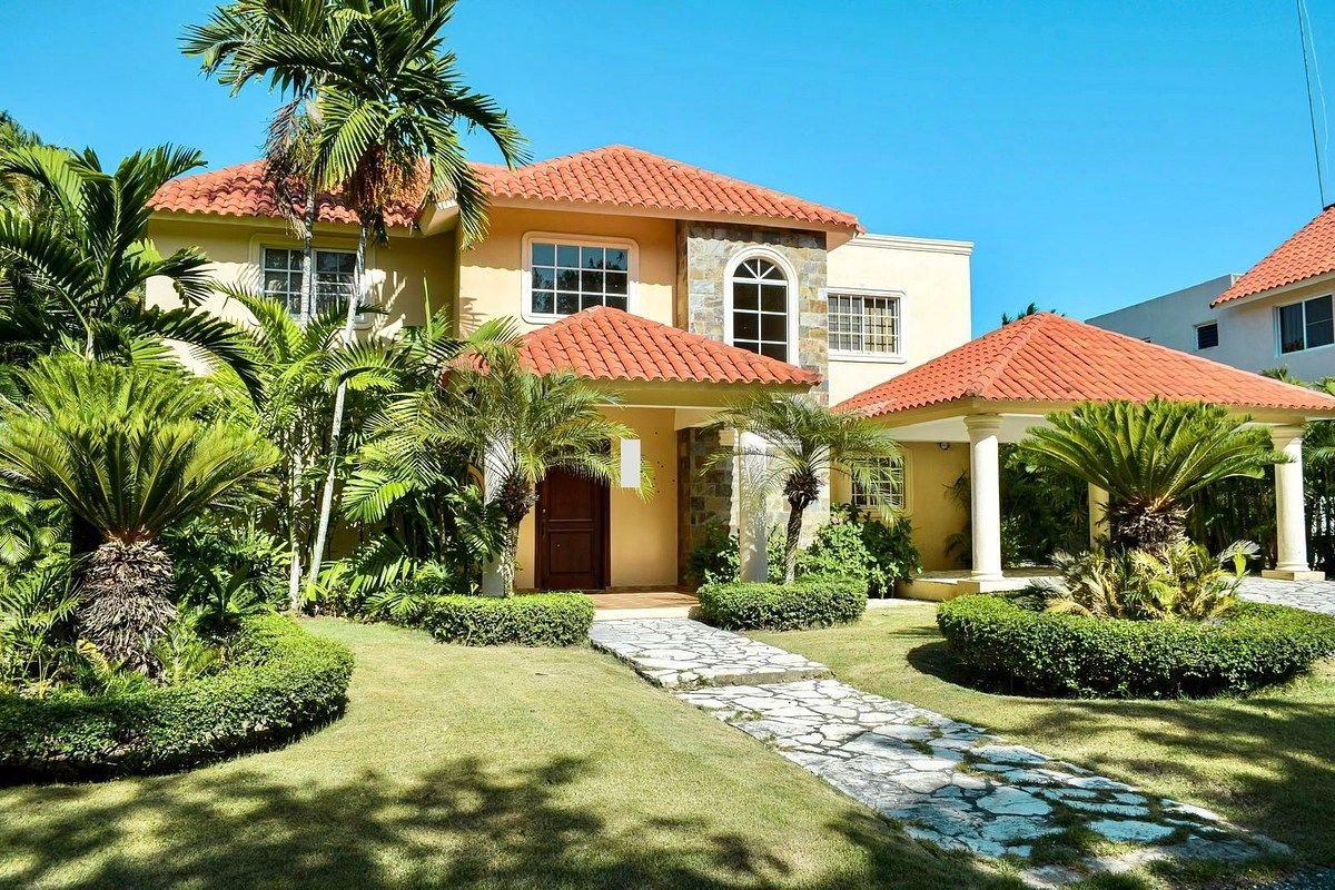 Vendo hermosa Villa Independiente 3 hab US$355k Metro CC, foto 1 de 13