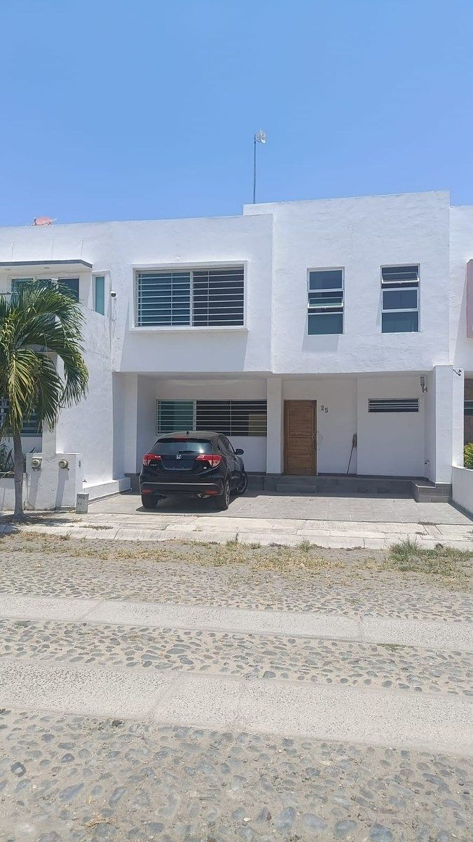 CASA EN RENTA EN AGUA MARINA, foto 1 de 7