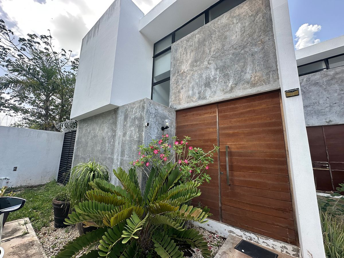 Casa en San Juan Bautista, Mérida, foto 3 de 29