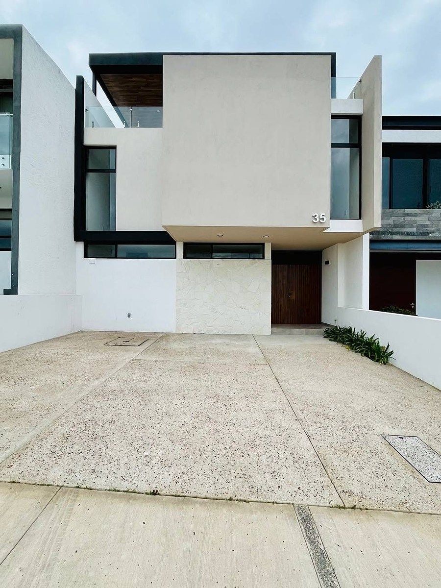 CASA EN ZIBATA, QUERETARO, foto 1 de 27