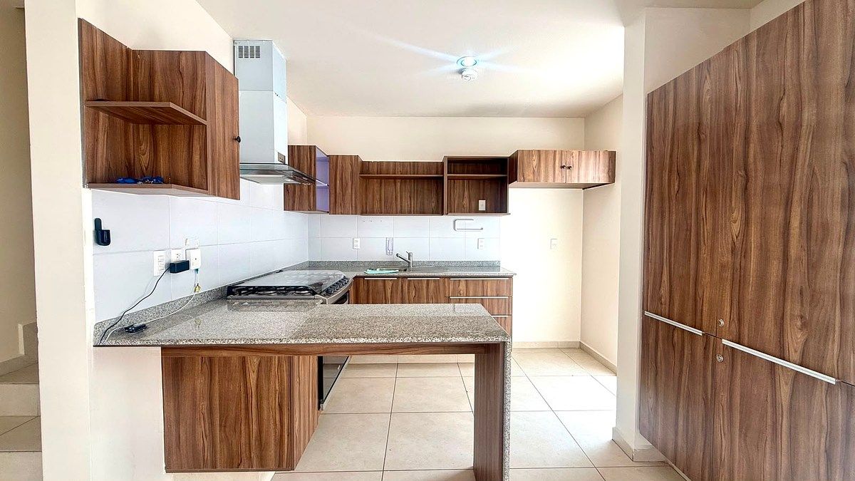 Casa em Villas Del Valle, Zapopan, foto 3 de 16