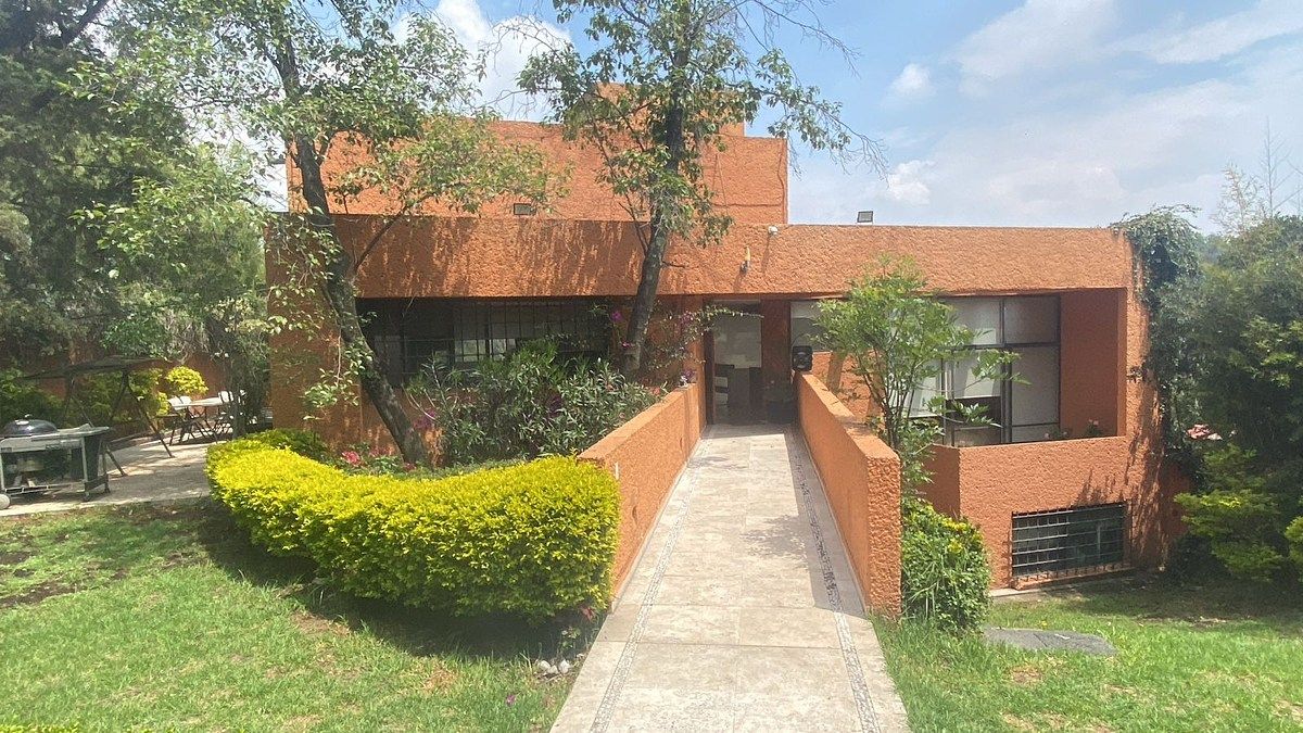Acceso casa, foto 1 de 50
