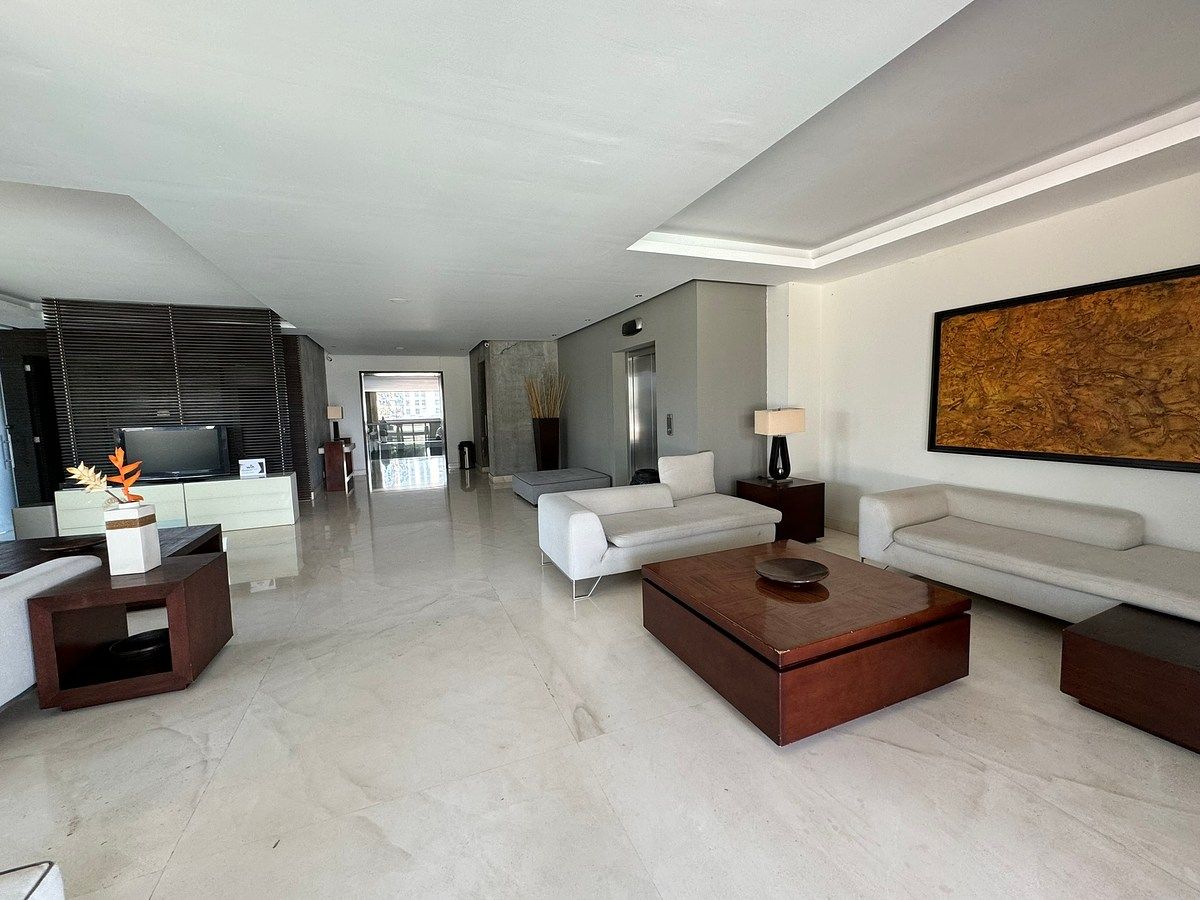 Apartamento em Valle Real, Zapopan, foto 3 de 13