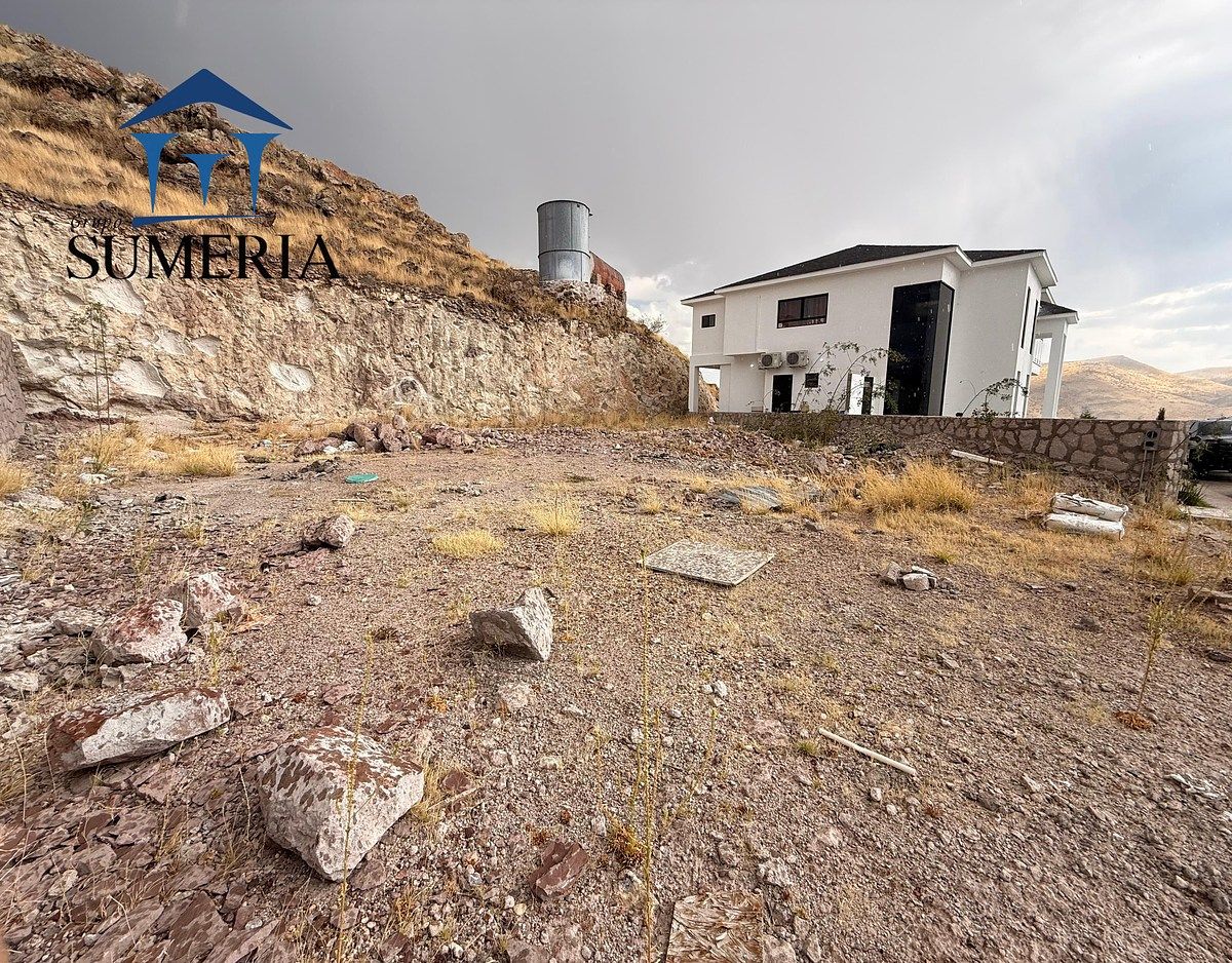 Lot in Quintas Carolinas I, II, III, IV y V, Chihuahua, photo 2 of 4