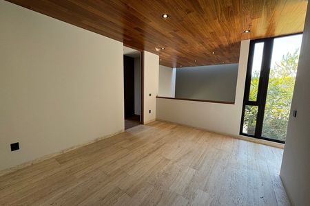 CASA DE LUJO CON ALBERCA Priv Lago  - Altozano