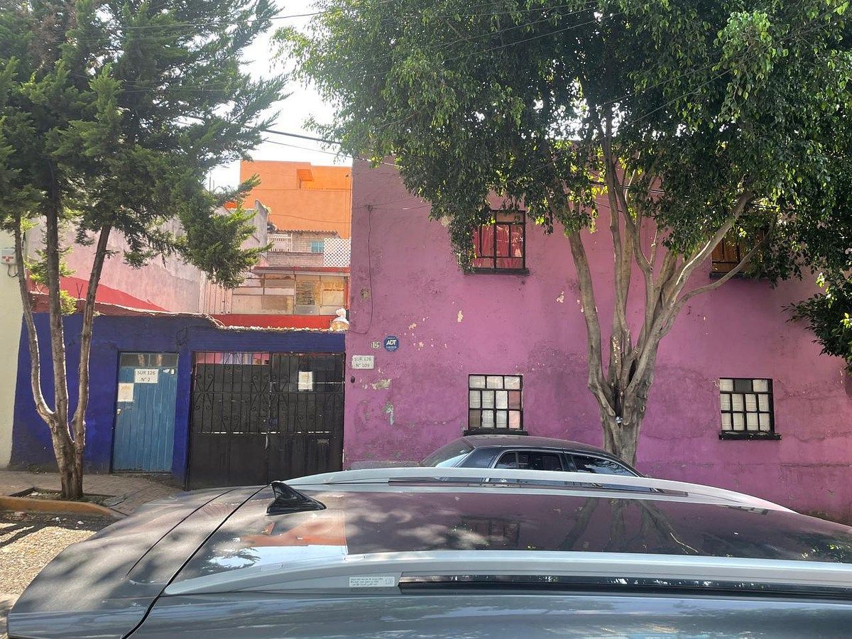 Terreno para 5 departamentos y local en Colonia America, foto 1 de 5