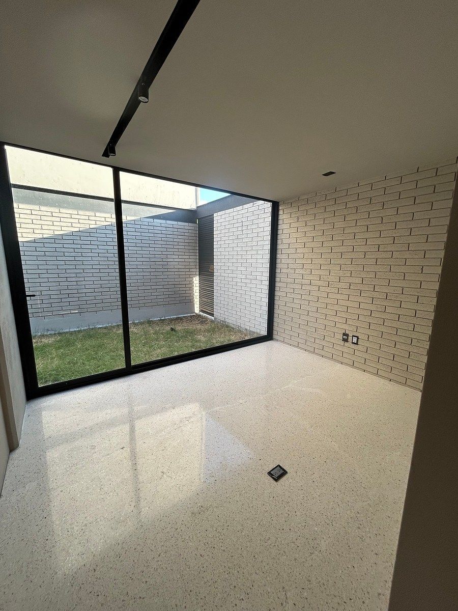 House in El Campanario, Querétaro, photo 2 of 15