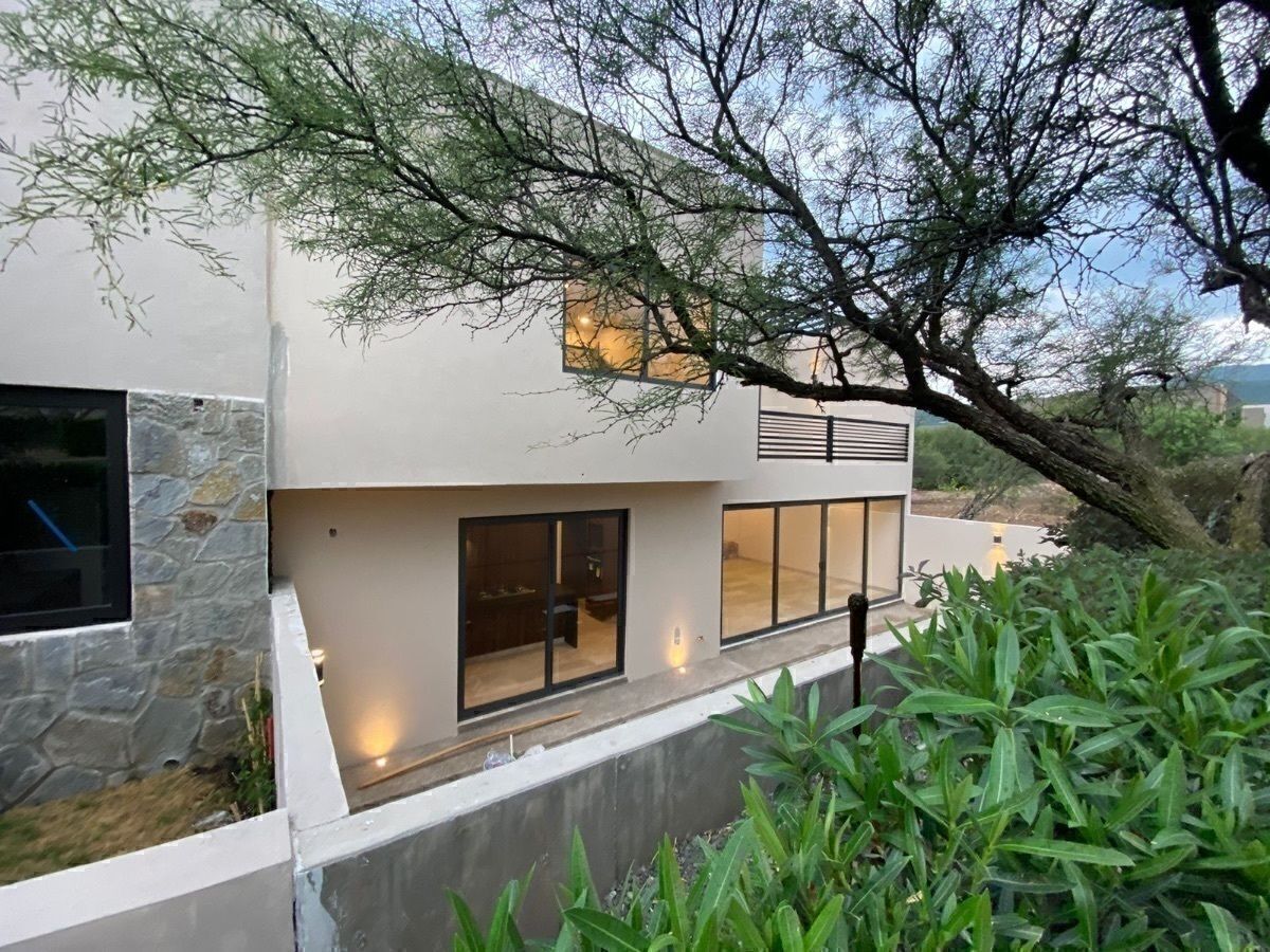 CASA VENTA ALTOZANO FOGATA - Nueva a estrenar, foto 1 de 21