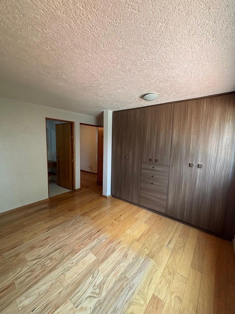 Casa em San Nicolás Totolapan, La Magdalena Contreras, foto 24 de 47