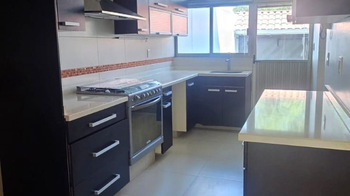 House in Ciudad Satélite, Naucalpan de Juárez, photo 12 of 33