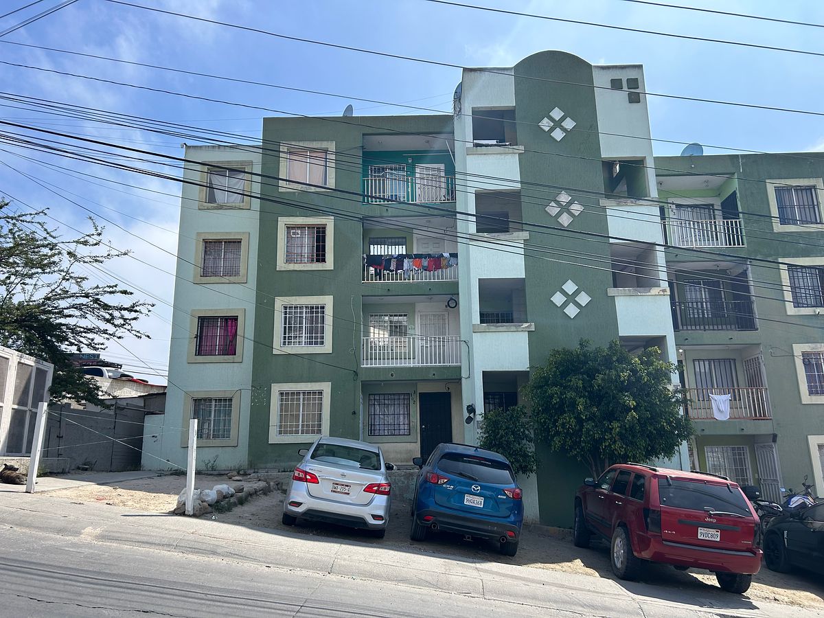 Apartment in Lomas de San Martín, Tijuana, photo 2 of 12