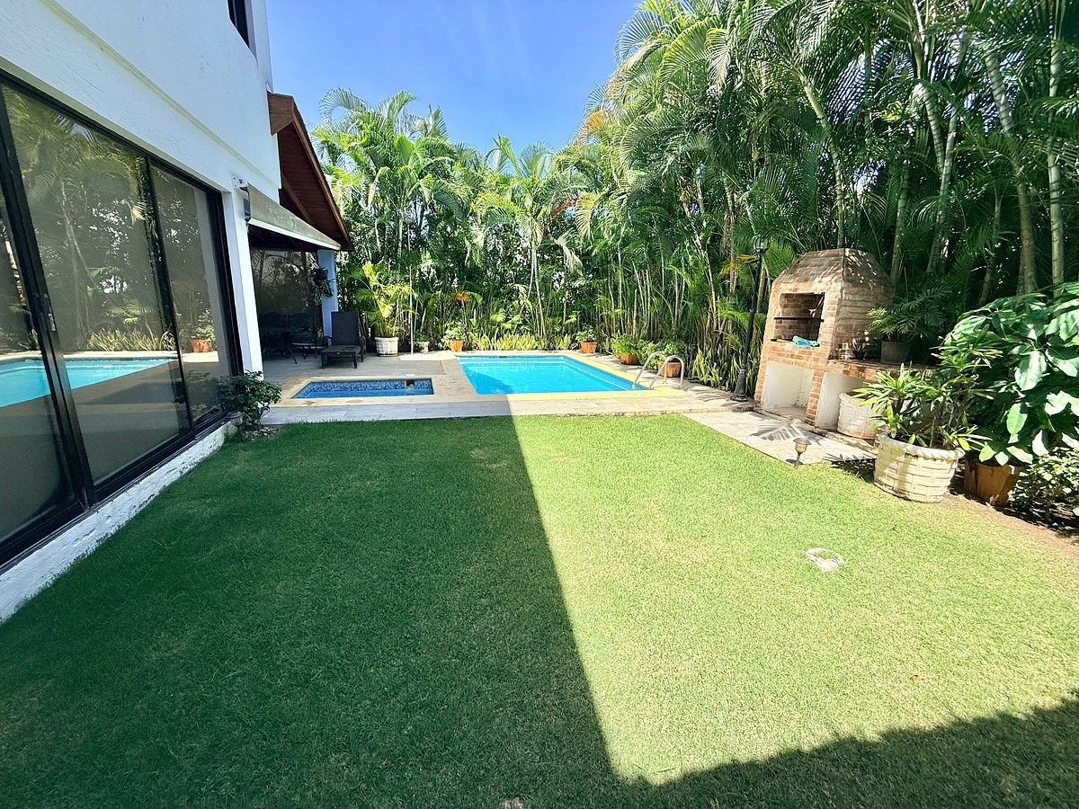 Vendo Villa Campestre 3 hab Metro Country uS$285mil, foto 1 de 14