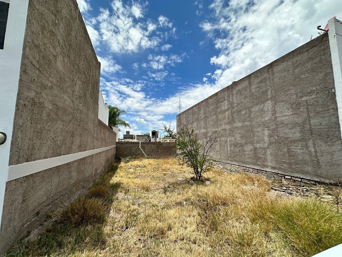 Terreno en venta en Paseo del Saltito, foto 1 de 6