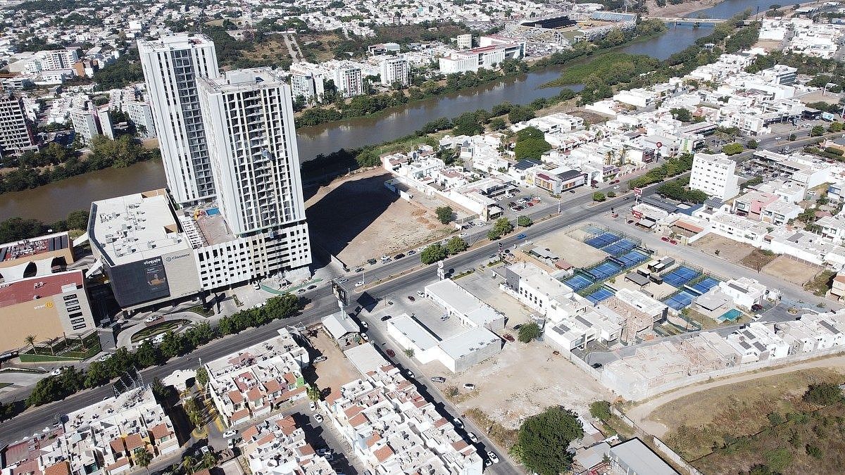 LOCAL COMERCIAL PARA ALUGAR LOCALIZADO EM BORBOA, CULIACÁN, foto 1 de 4