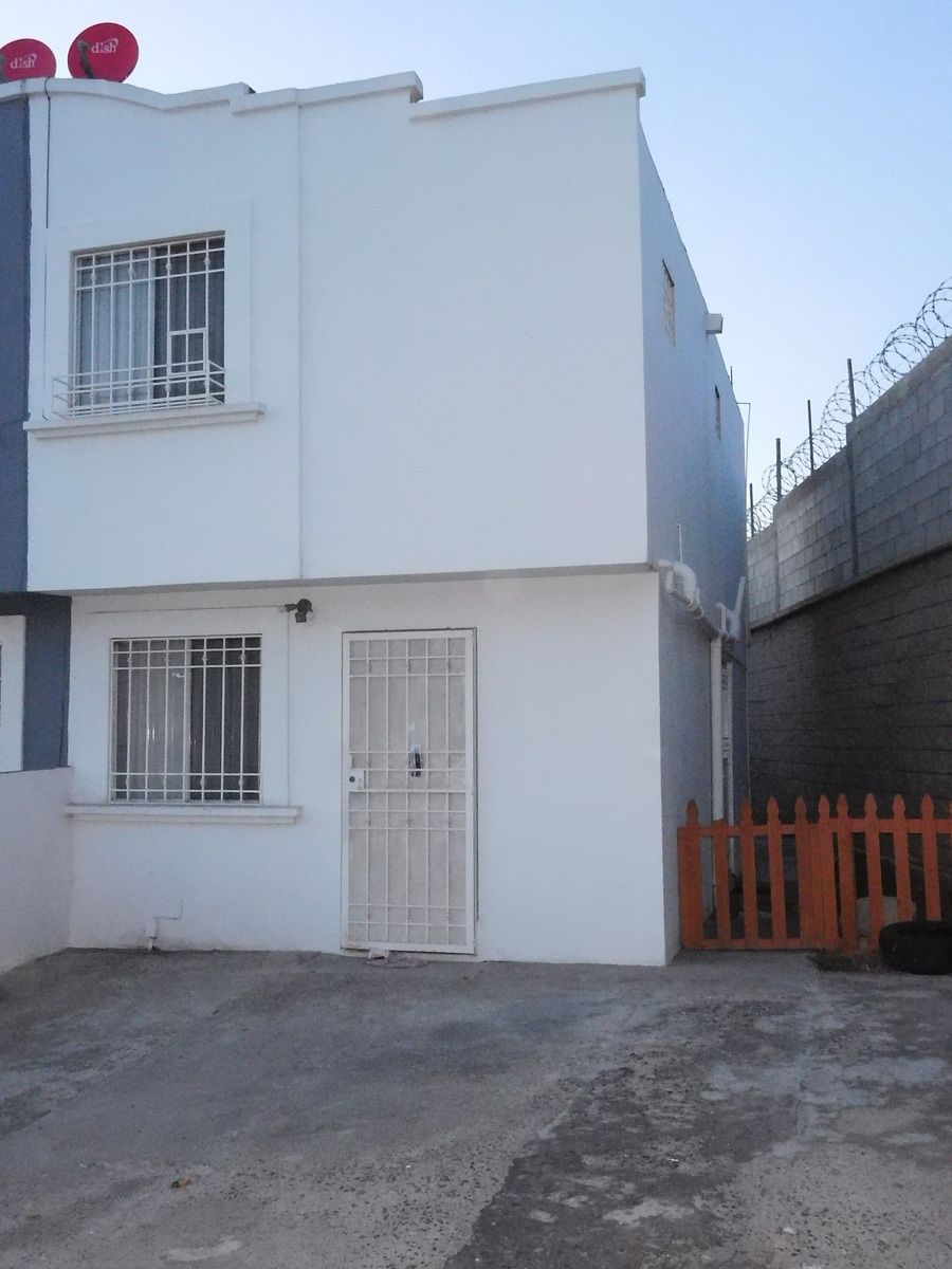 RENTO CASA RINCON DE OTAY A 8 min de Garita Otay EasyAviso