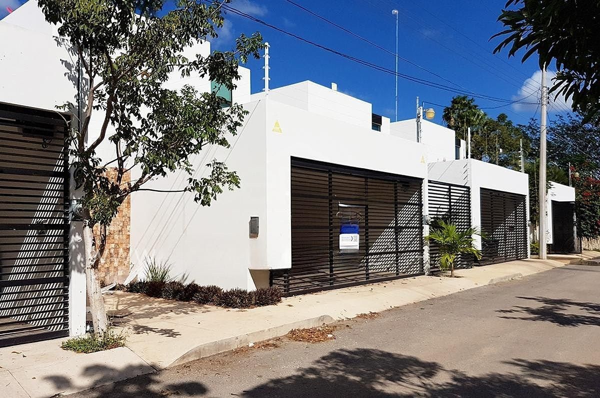 CASA EN RENTA CON 3 RECÁMARAS Y AMPLIO JARDÍN, foto 1 de 11