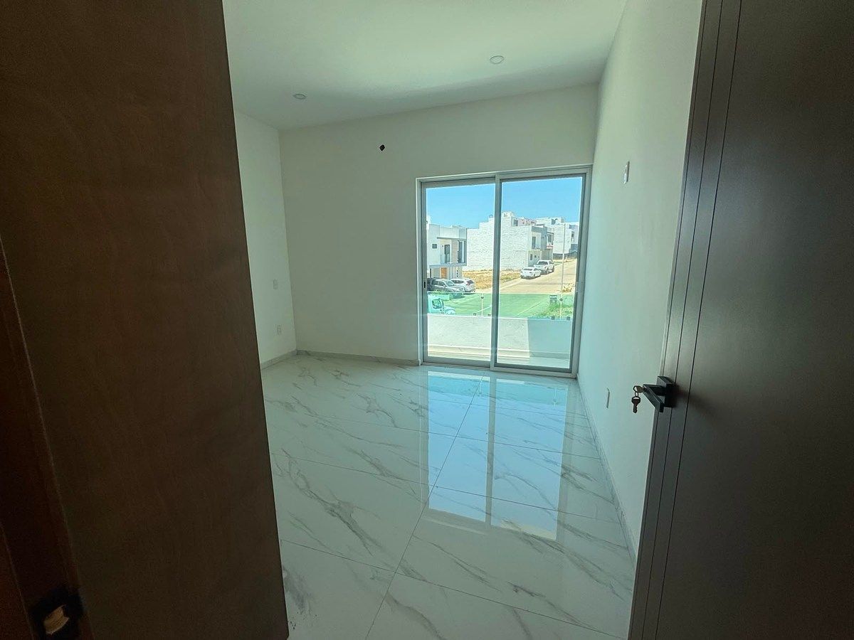 House in Gated Community in Valle Imperial, Zapopan, photo 16 of 28