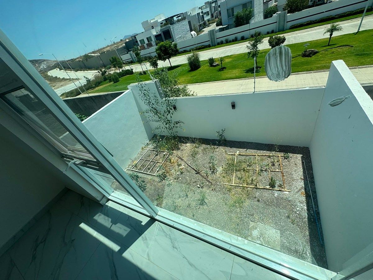 House in Gated Community in Valle Imperial, Zapopan, photo 19 of 28