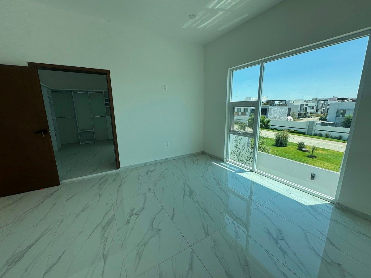 House in Gated Community in Valle Imperial, Zapopan, photo 23 of 28