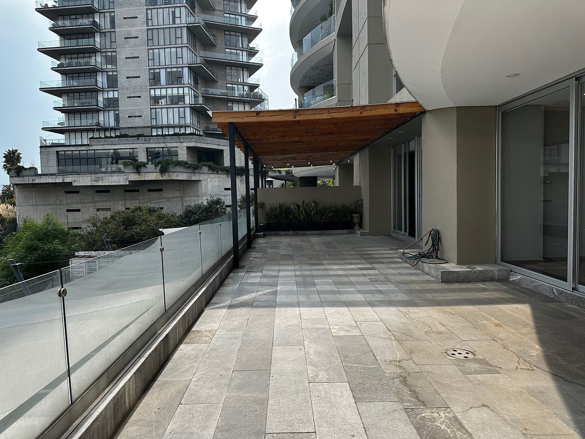 VENTA DEPARTAMENTO TIPO GARDEN HOUSE EN BOSQUE REAL, foto 1 de 18