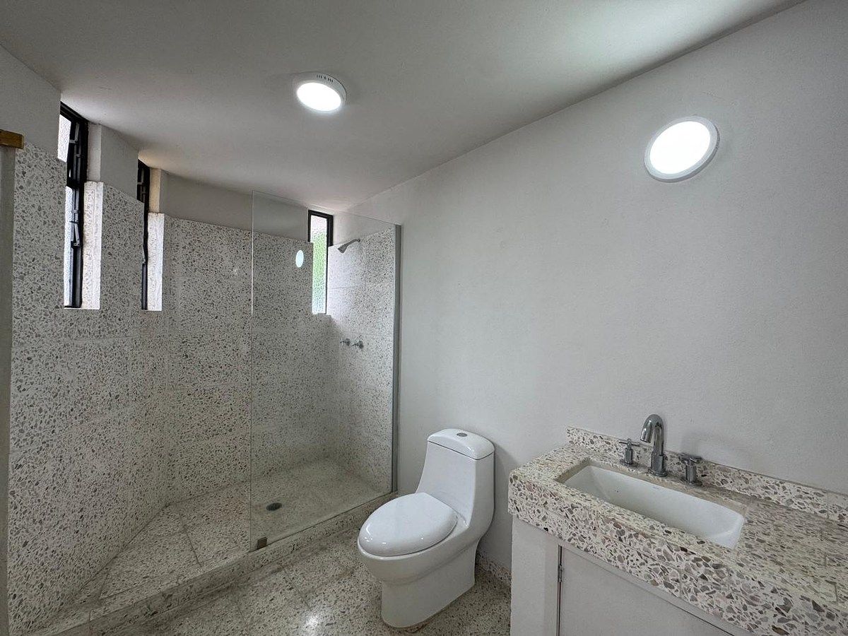 baño en la habitación, foto 11 de 19