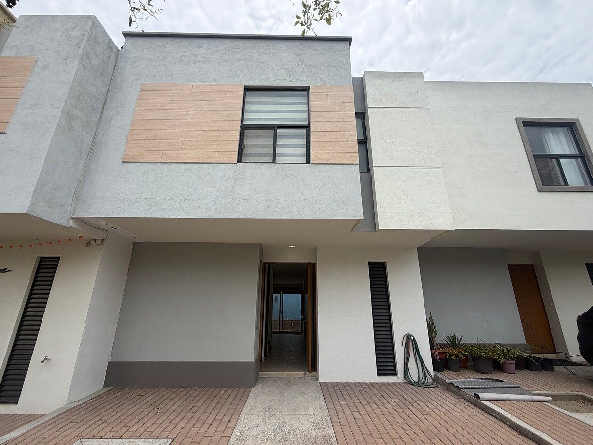 House in Gated Community in Zákia, El Marqués, photo 2 of 45