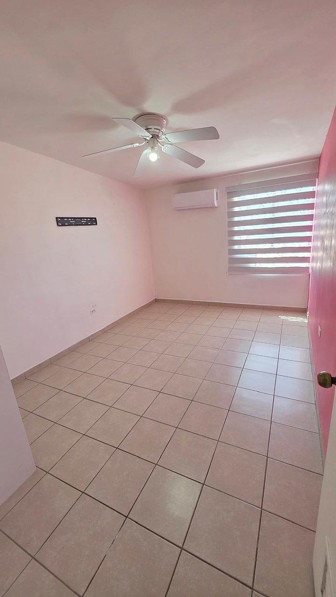 Casa en Centro Cívico, Mexicali, foto 13 de 15