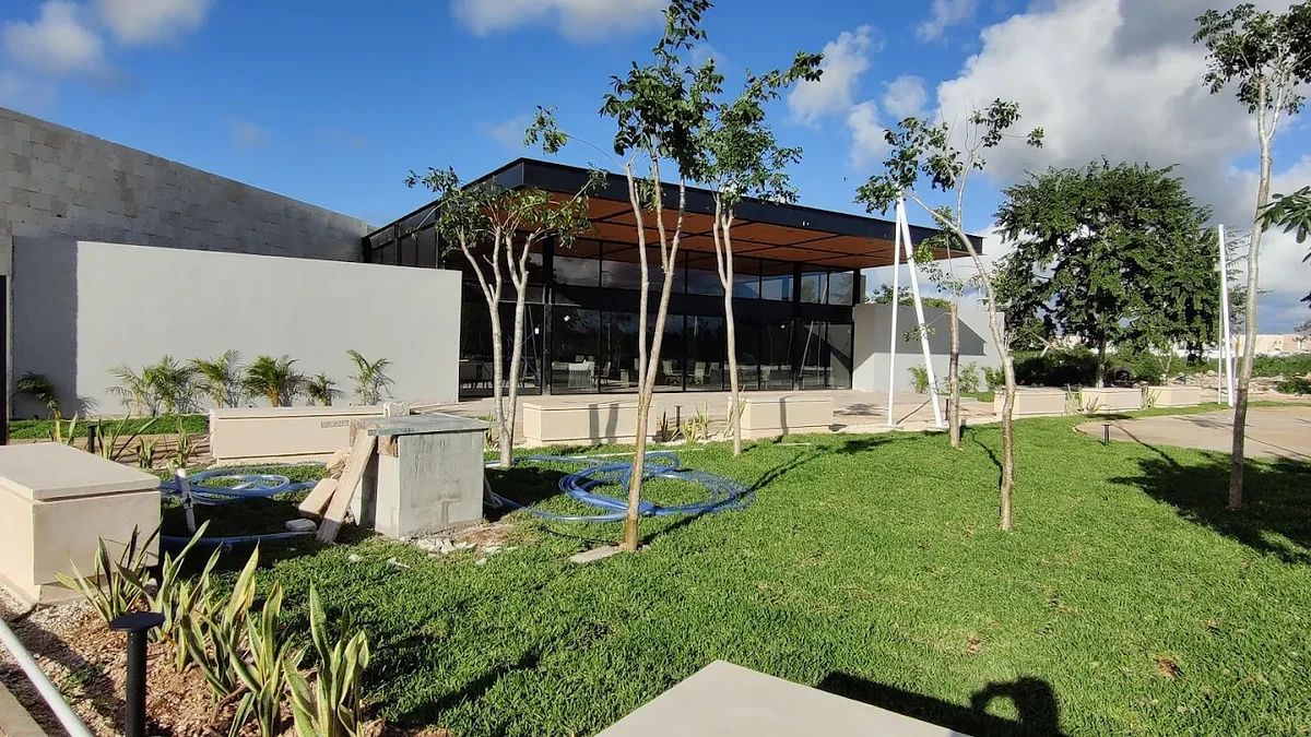 LOTE RESIDENCIAL EN VIACHOLUL Merida Yucatán, photo 1 of 6